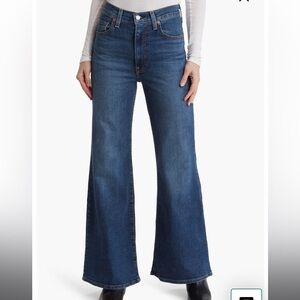 NWT Levi’s women jeans Ribcage Bells flare leg dark wash blue vintage high rise